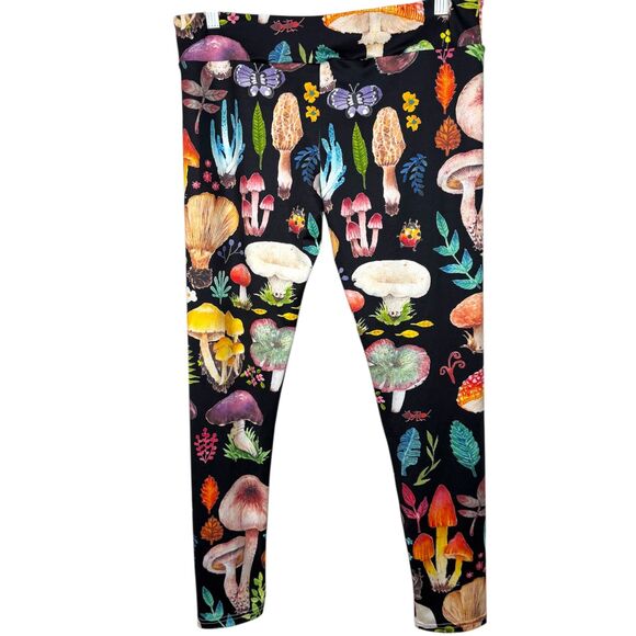 Society 6 Black with large print colorful mushroom Leggings Size XL - Picture 2 of 14